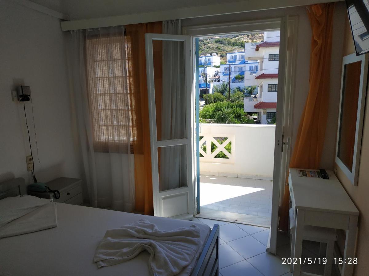 Renia Studios Agia Pelagia Exterior foto